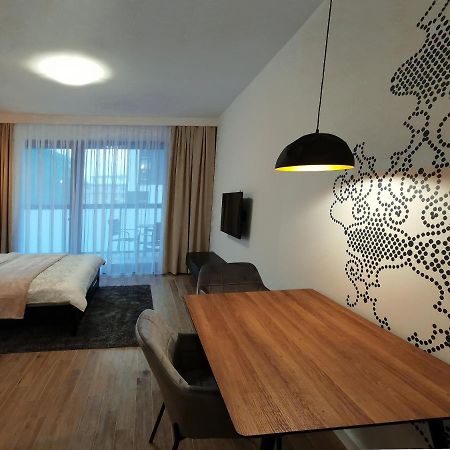 Come&Stay Apartments Wola Варшава Екстериор снимка