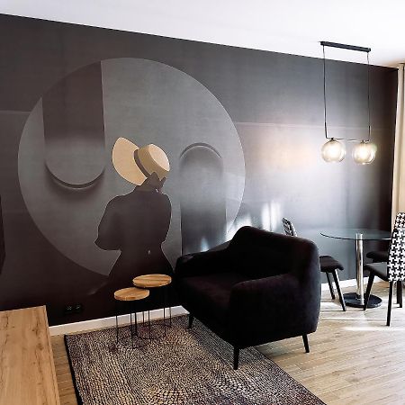 Come&Stay Apartments Wola Варшава Екстериор снимка