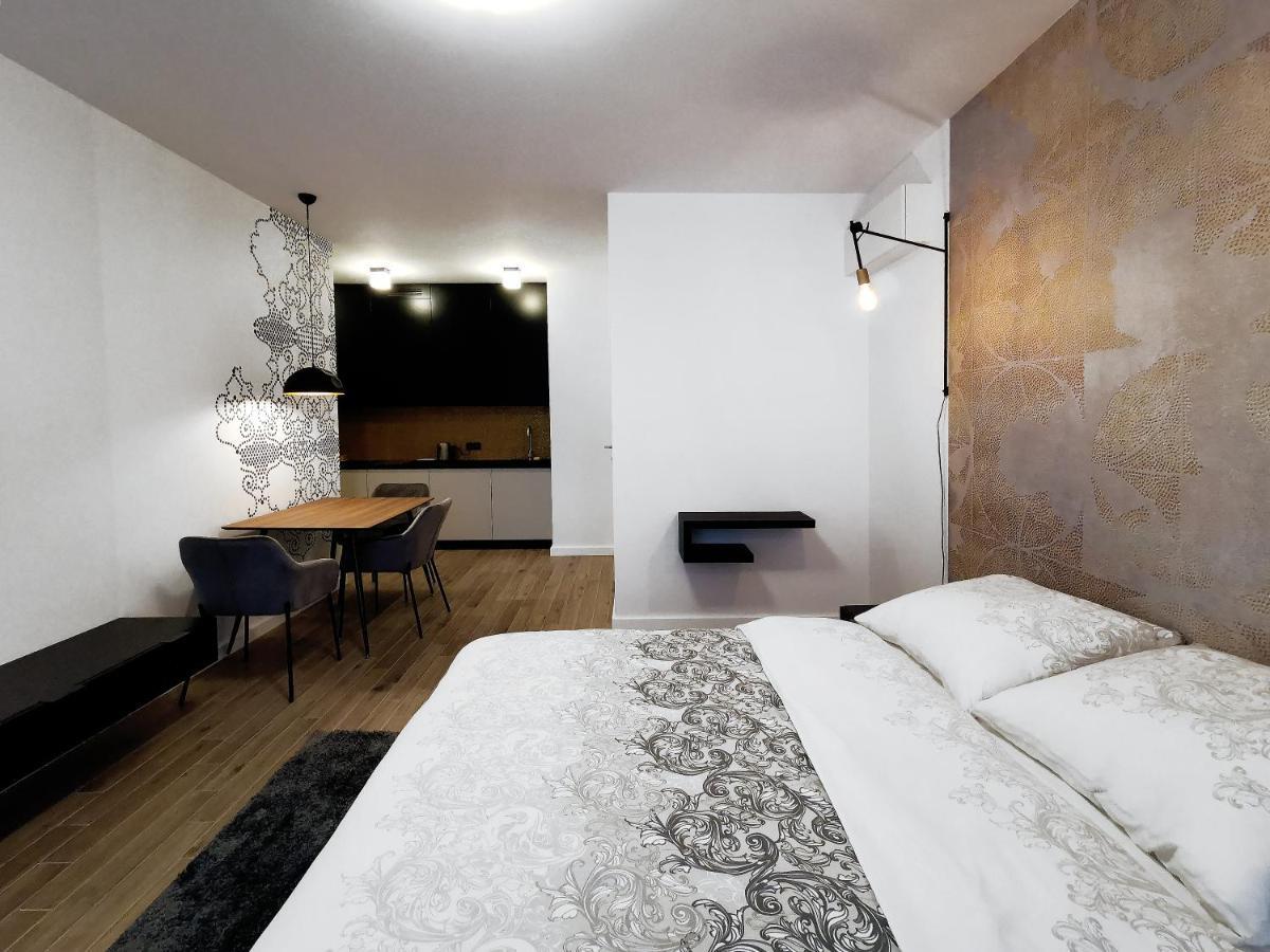Come&Stay Apartments Wola Варшава Екстериор снимка