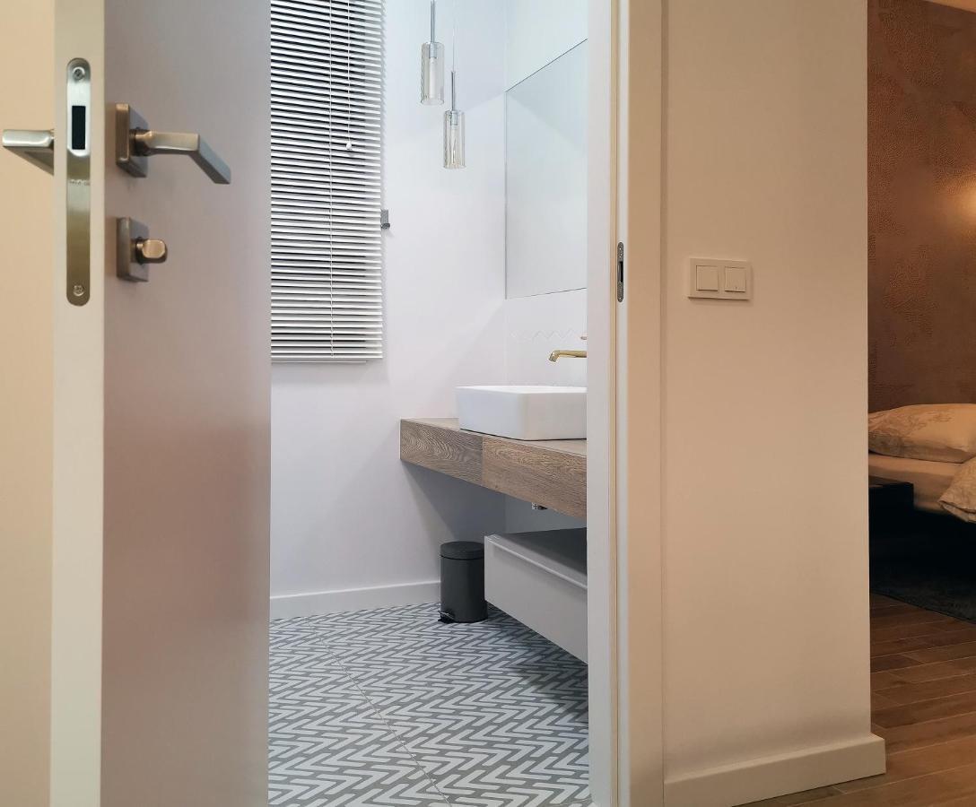 Come&Stay Apartments Wola Варшава Екстериор снимка